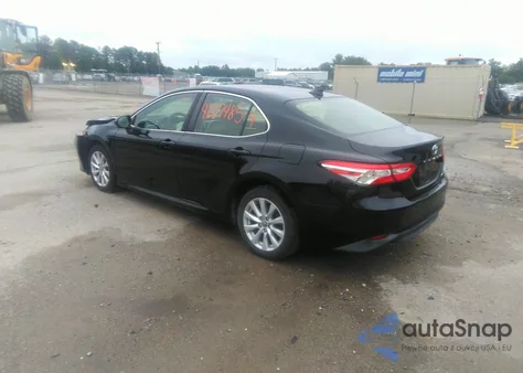 2018 Toyota Camry Le из США, поврежденный, VIN JTNB11HK6J3000288